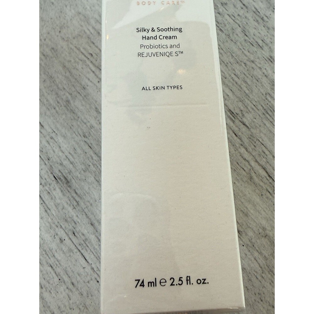 Monat Silky Soothing Hand Cream Probiotics Rejuveniqe 2.5oz Body Care New Sealed - Picture 5 of 5